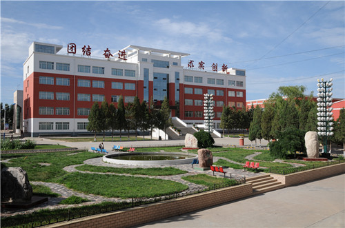  p>广灵一中地处 a href="#">山西省 /a> a href="#">大同市 /a> a