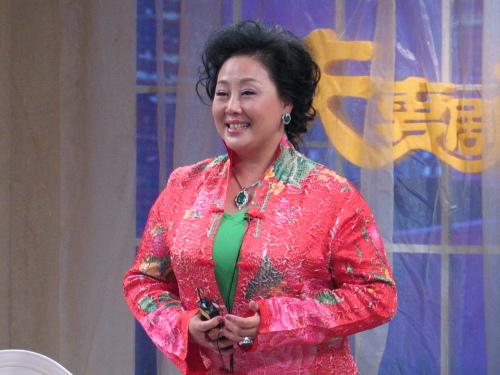  p data-id="gnwuu5v895">郑咏, 著名女高音歌唱家,全总文工团国家一