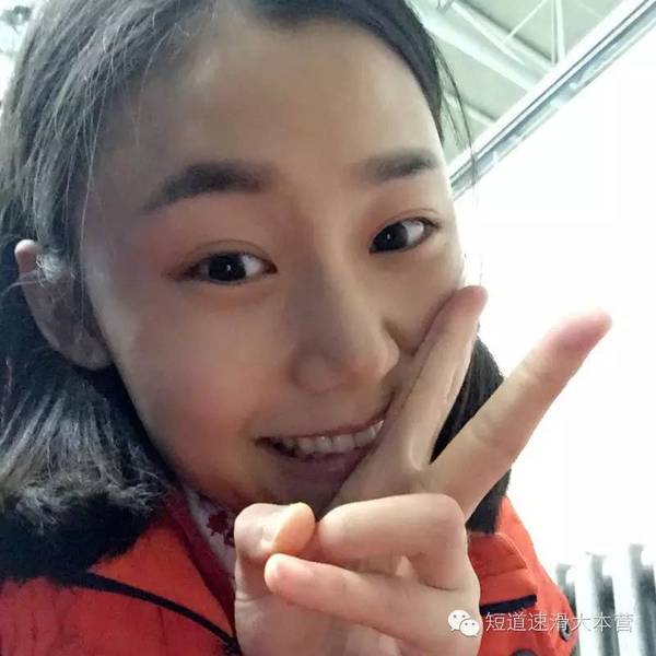 >李红爽,女,1992年8月2日出生于黑龙江省七台河市,中国短道速滑运动员