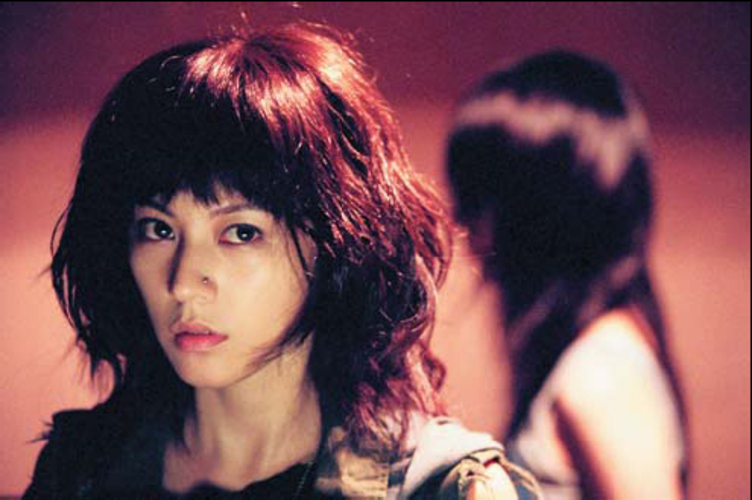 《摩登天师》是于1982年4月8日上映,由吴宇森执导,许冠英, a target="