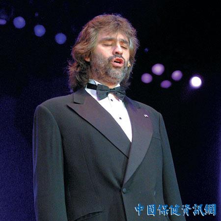  p>鲁契亚诺·帕瓦罗蒂(luciano pavarotti,1935年10月12日～2007年9