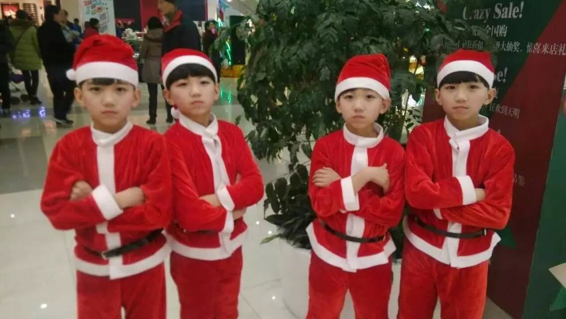 四胞胎勇猛刚强