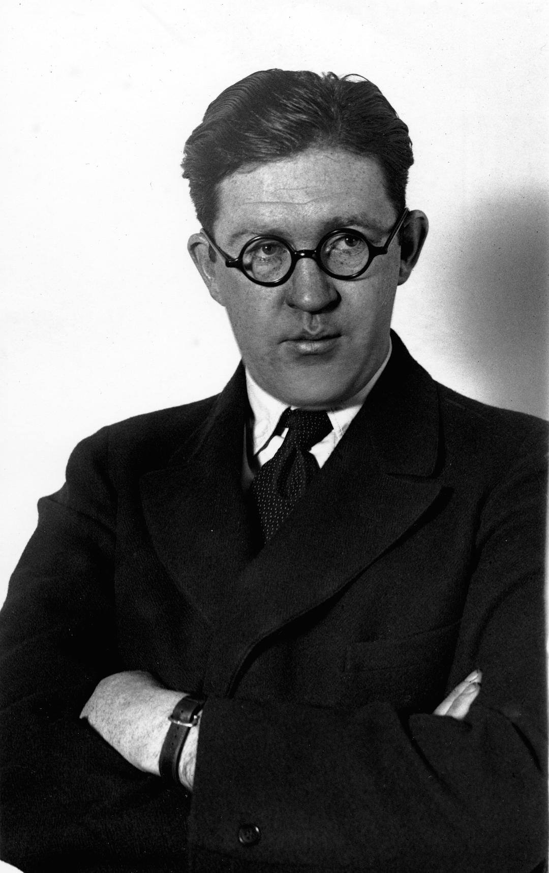  p>约翰·福特 i>(john ford,1894年2月1日～1973年8月31日) /i>,出生