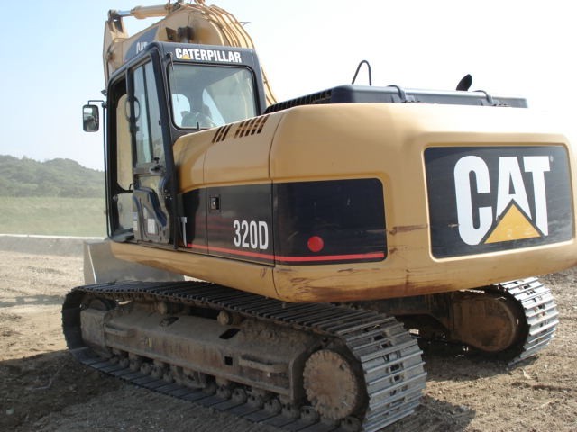  p>卡特彼勒320d挖掘机,简称 a href="#" data-lemmaid="10068807">