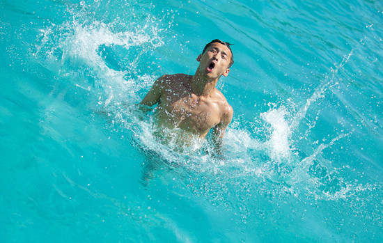 ">臧溪川 /a>执导, a href="#" data-lemmaid="5693232">邓安奇 /a>, 