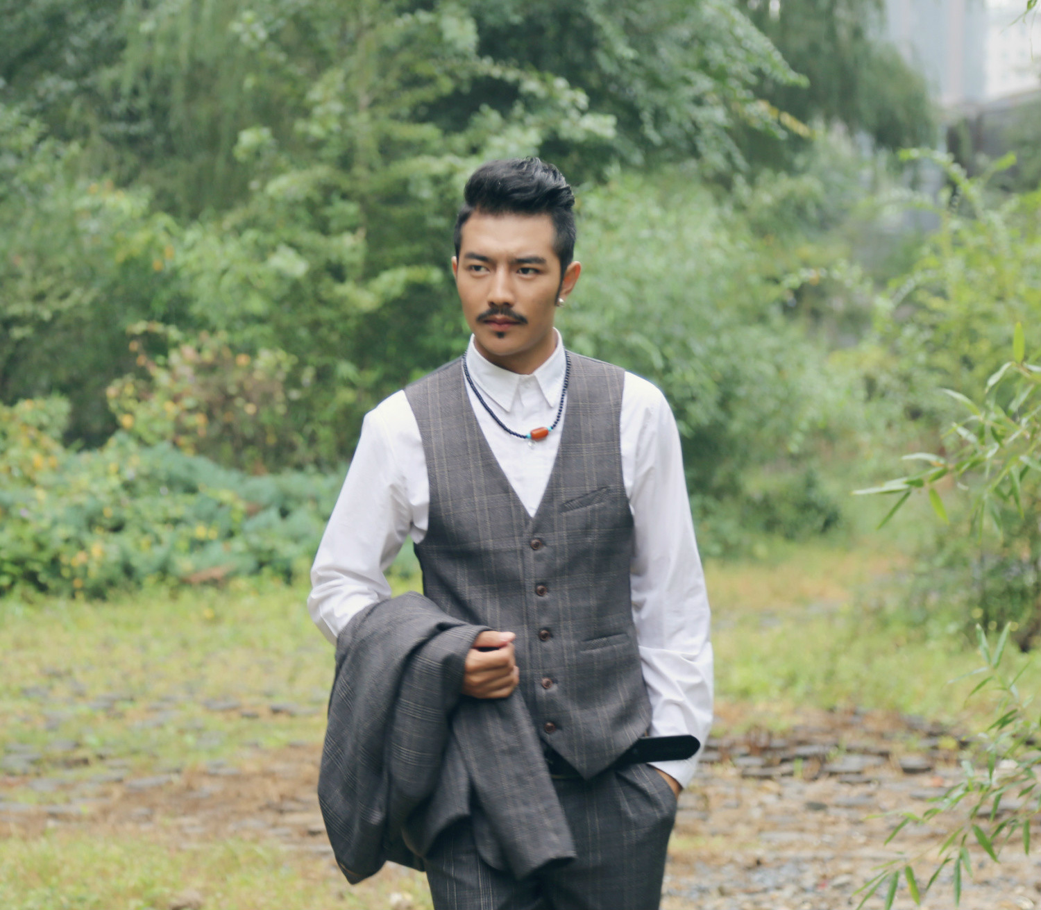  p data-id="go6dsbqch8">德格叶,1991年8月15日出生于青海省贵南县