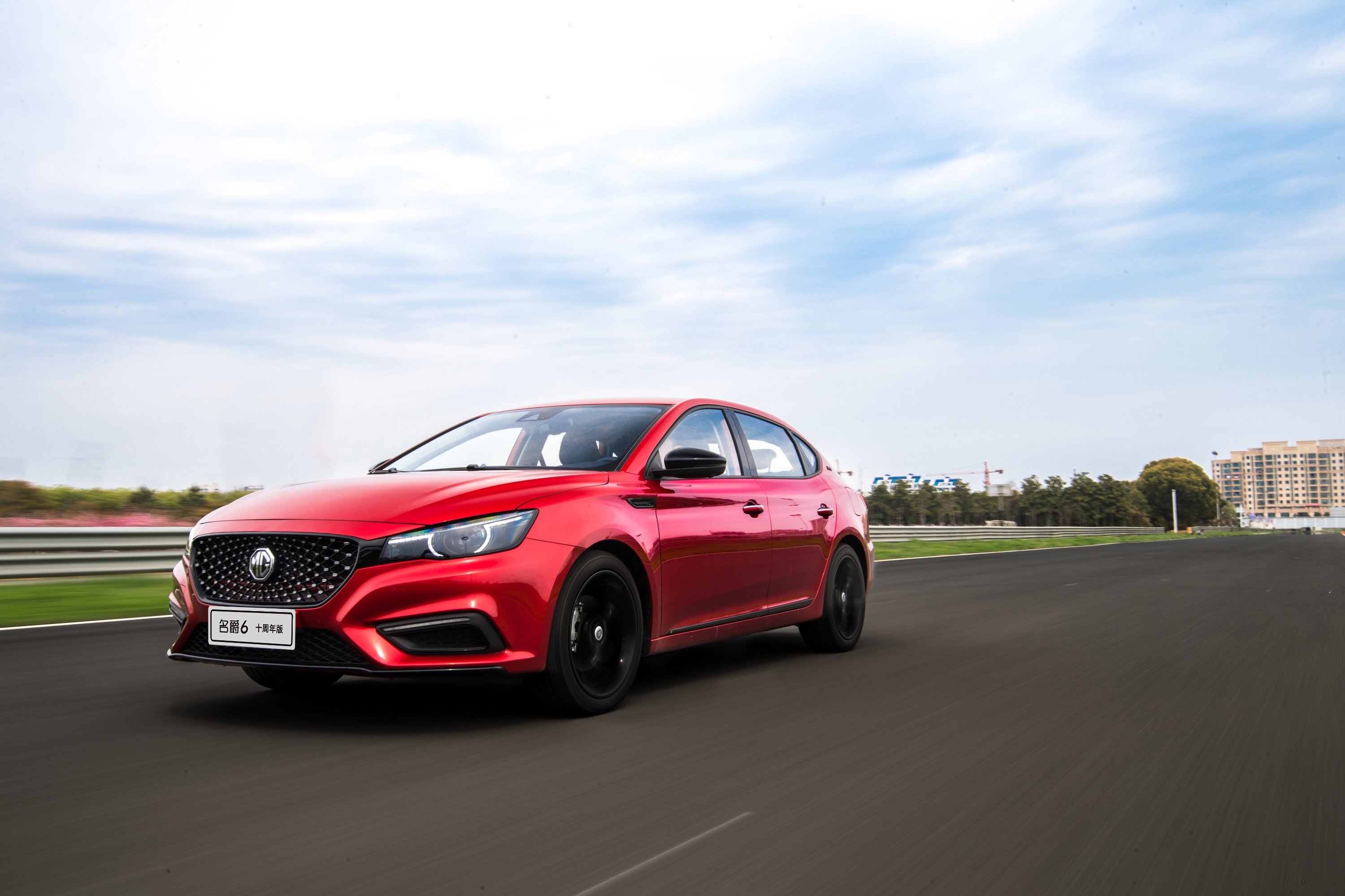  p> span class="ref" data-ctrid="sadssmcaoeti">名爵6是上汽名爵旗