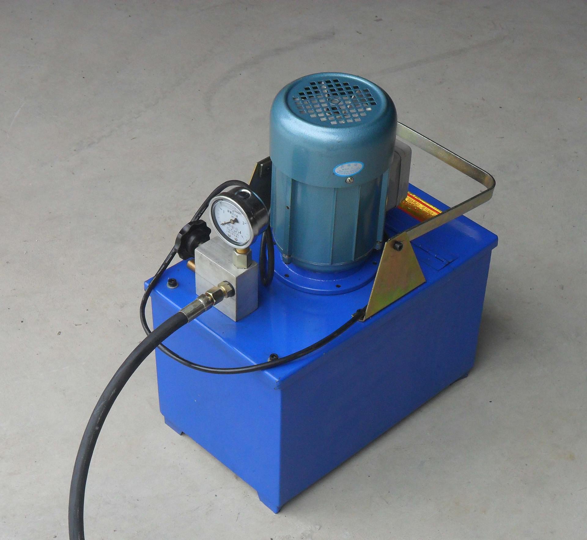 手提式电动试压泵