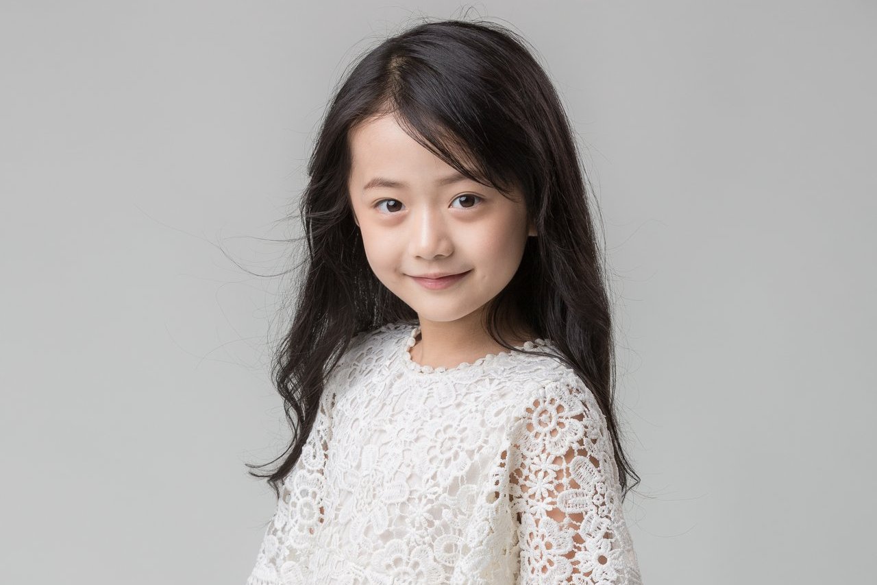  p>李梓琳,2011年10月23日出生于山西省,中国内地女演员,童星.