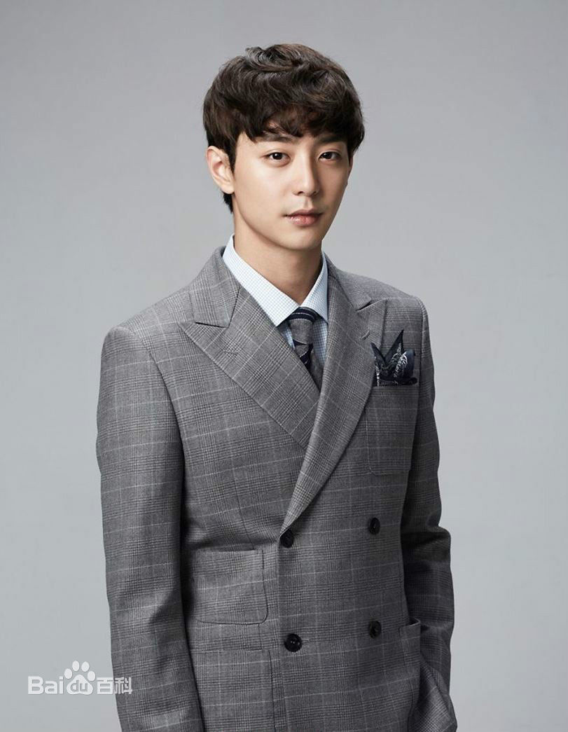  p data-id="gnrucr77n1">金显祐 i>(kim hyu