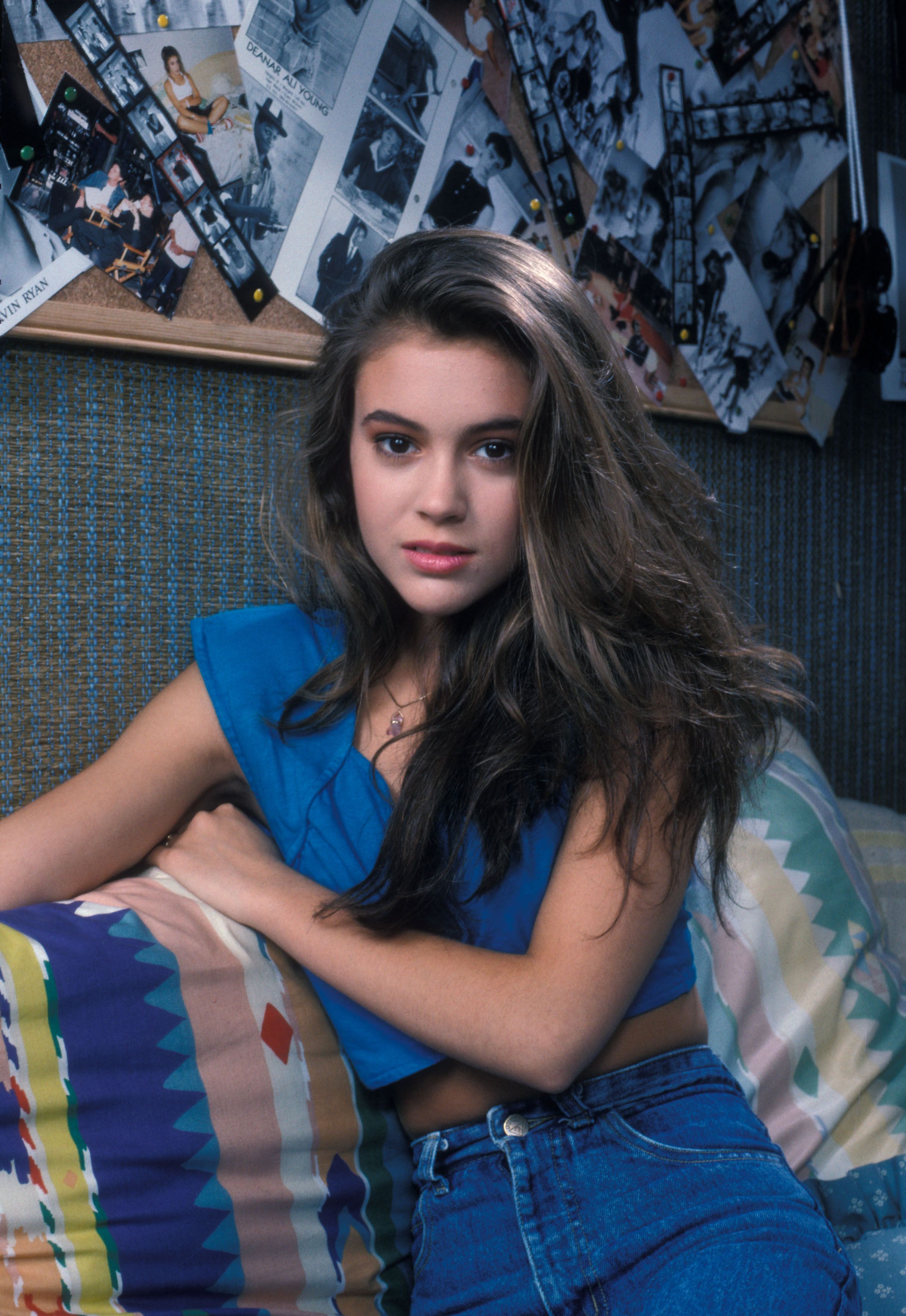  p>艾莉莎·米兰诺 i>(alyssa milano) /i>,1972年12月19日出生于美国