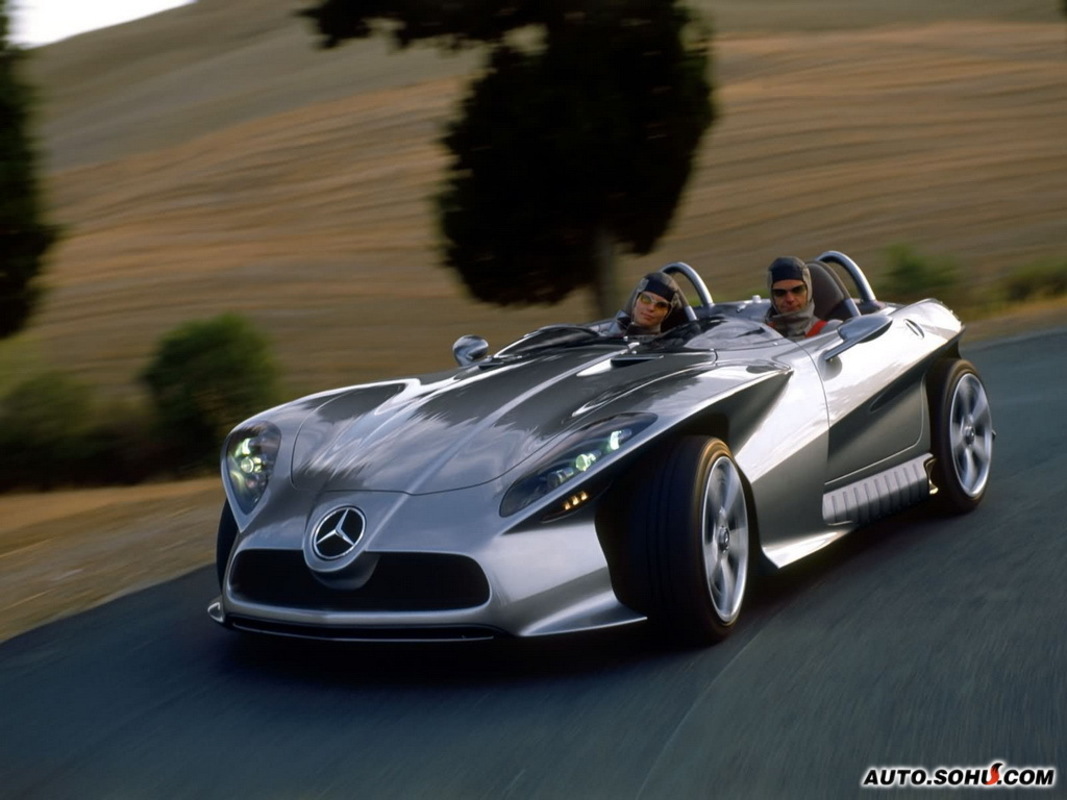 汽车设计师利用概念车向人们展示新颖,独特,超前的构思,反映人类对