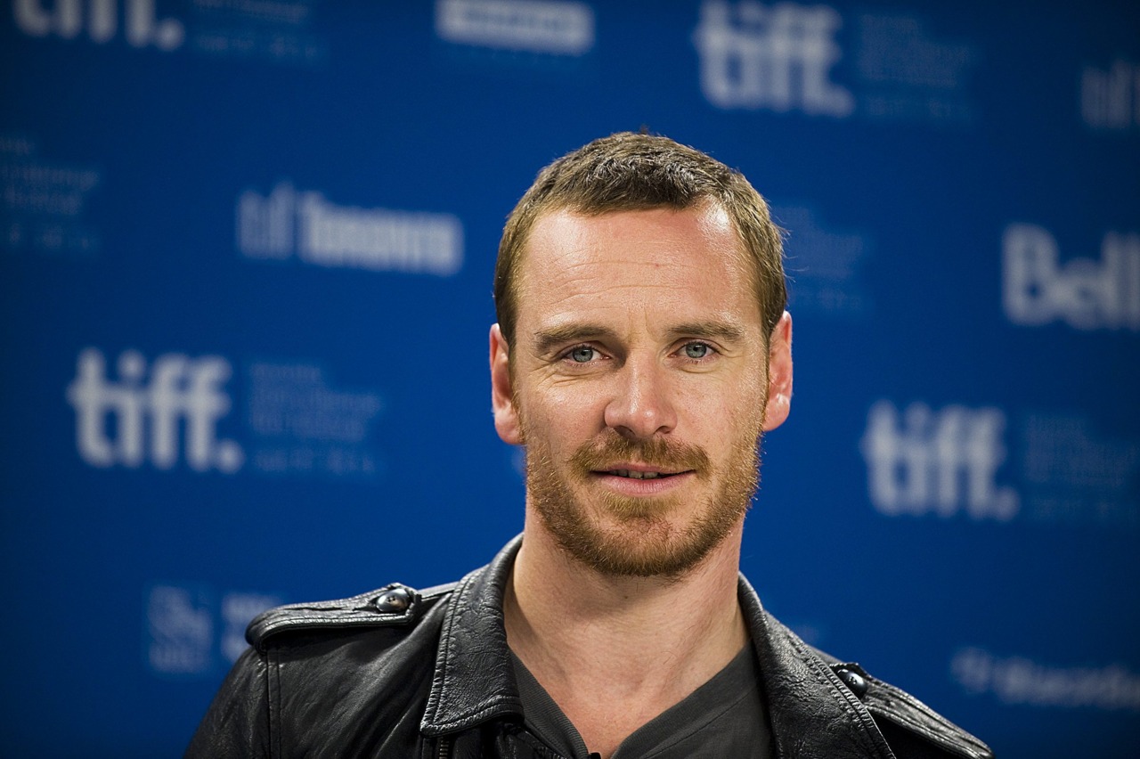  p>迈克尔·法斯宾德(michael fassbender),1977年4月2日出生于德国