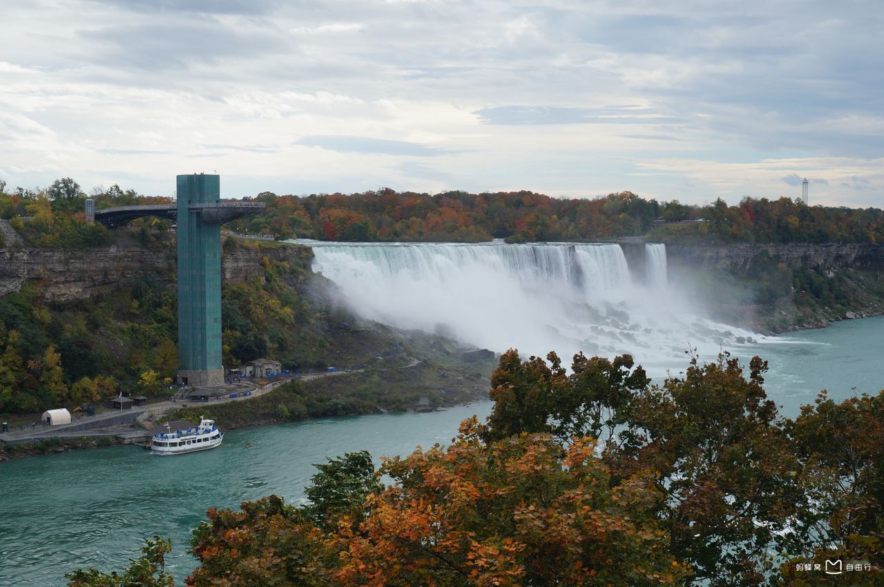  p>尼亚加拉瀑布(niagara falls)位于 a target="_blank" href="/item