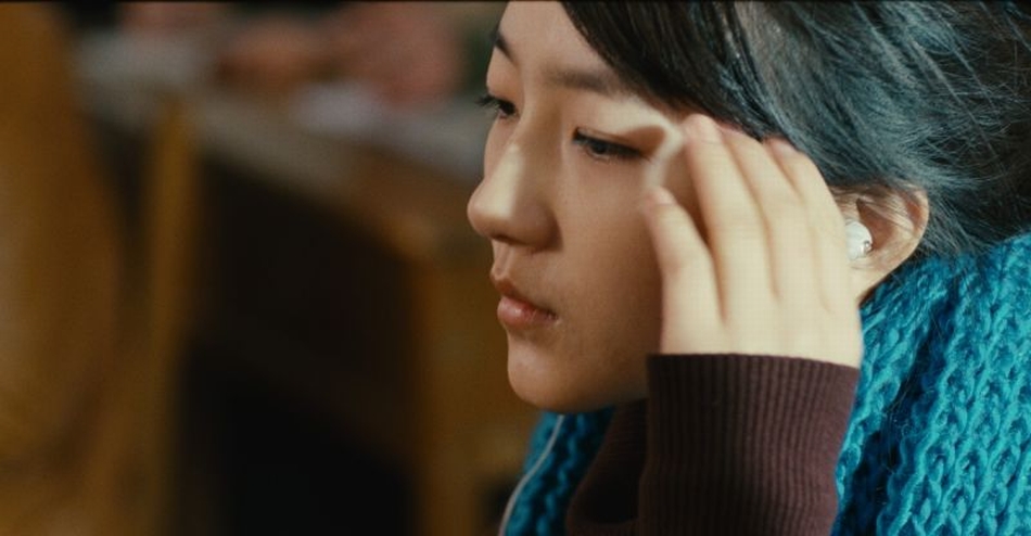  p>《跟踪孔令学》是由中国电影集团公司出品的黑色幽默喜剧电影,由 a