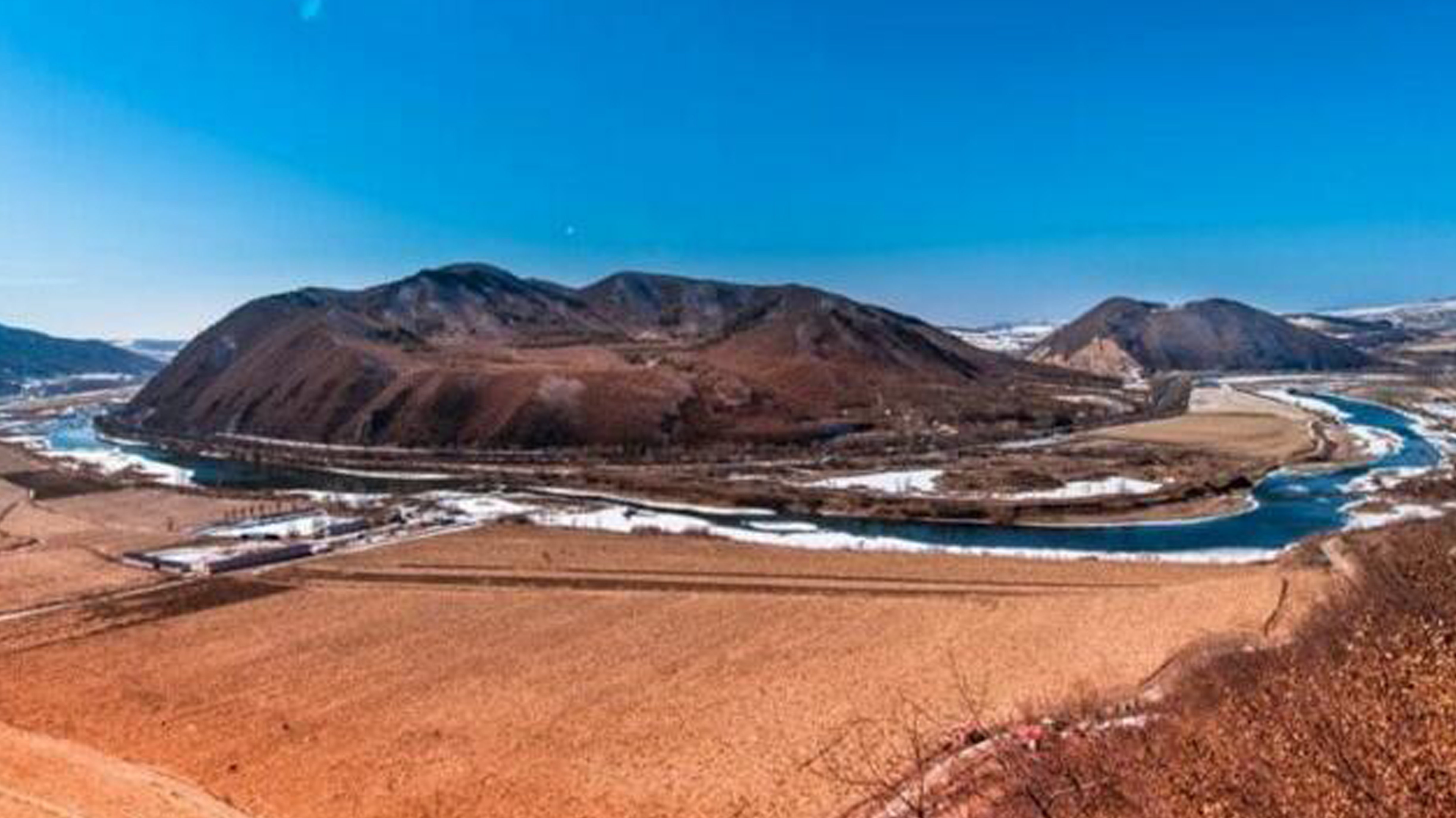 data-lemmaid="8749636">图们市 /a>长安镇磨盘村,延吉市与图们市交界