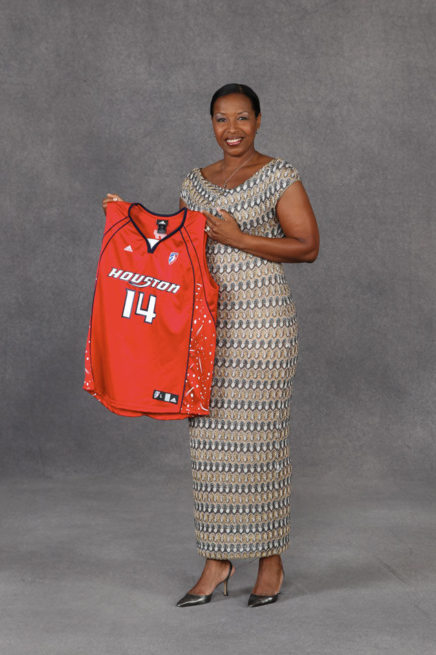  p data-id="gnww3cido9">辛西娅·库珀(cynthia cooper),1963年4月14