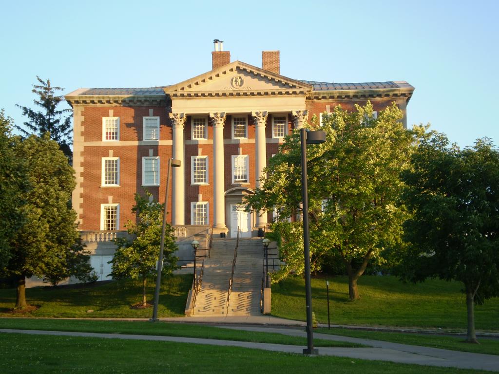 suos cultores scientia coronat