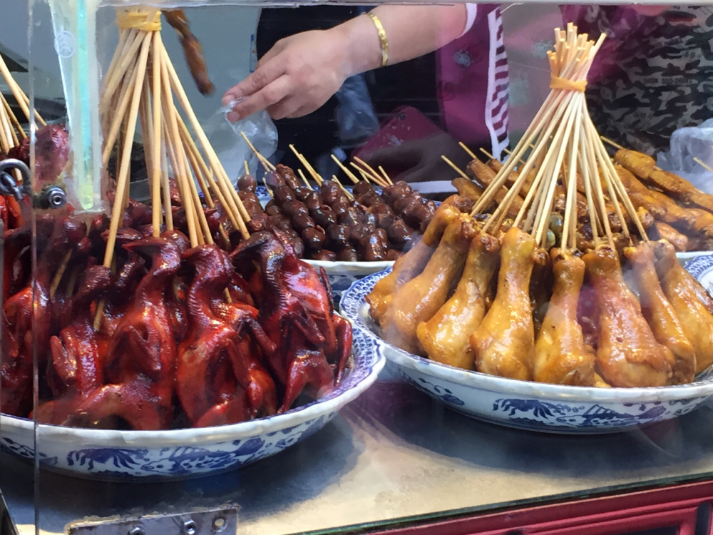  p>七宝老街特色小吃是上海市的一家小吃店,提供在线菜单. /p>