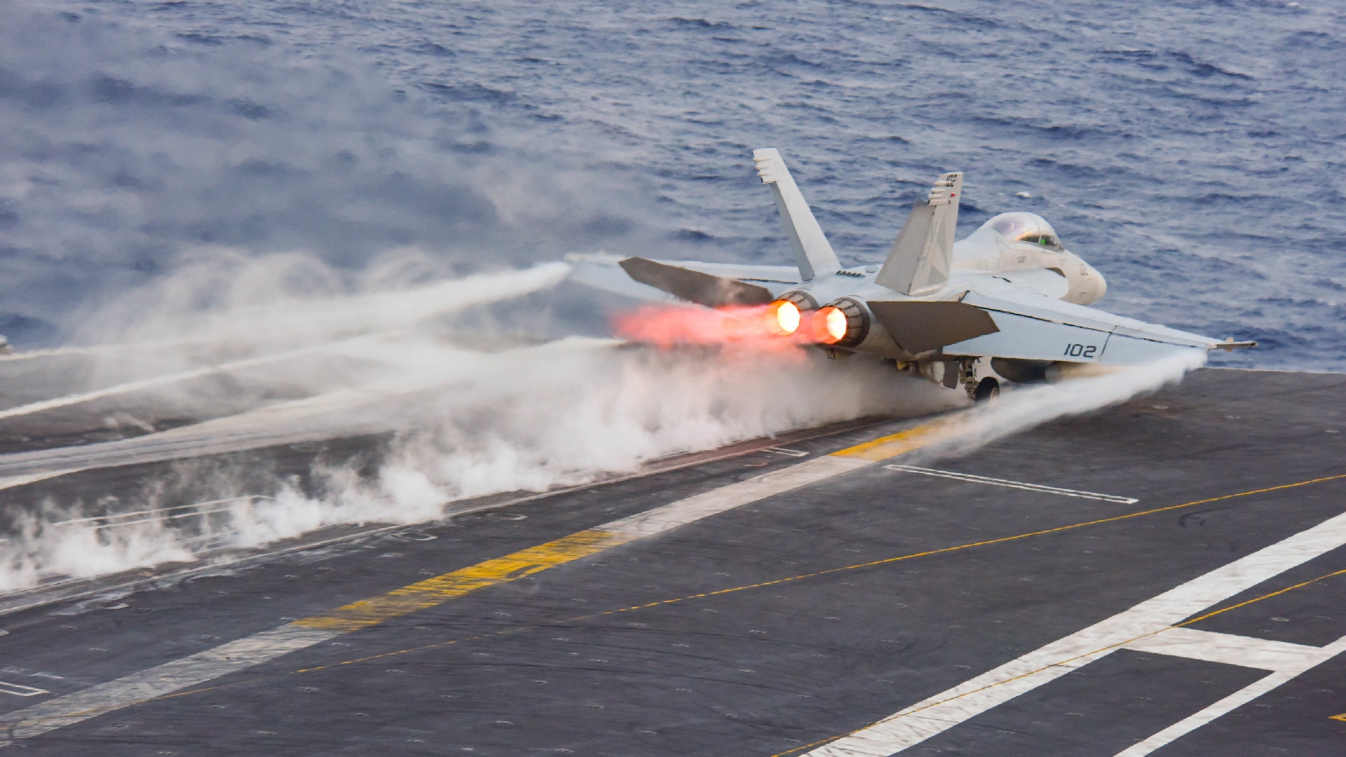 href="#" data-lemmaid="70237">飞机 /a>,其性能决定航空母舰的战斗