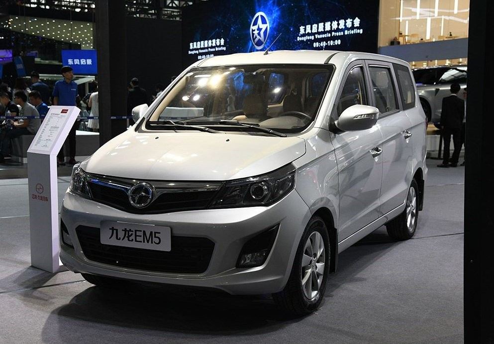  p>九龙em5是九龙汽车旗下微面. /p>
