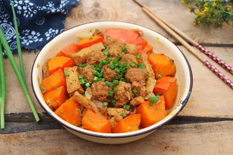 红烧肉蒸南瓜