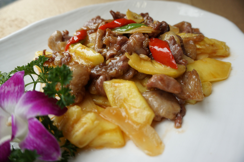 菠萝炒鸭肉