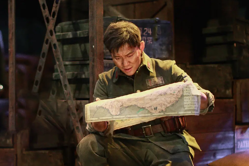  p>齐家铭是电影《八佰》中的角色,由李晨饰演. /p>