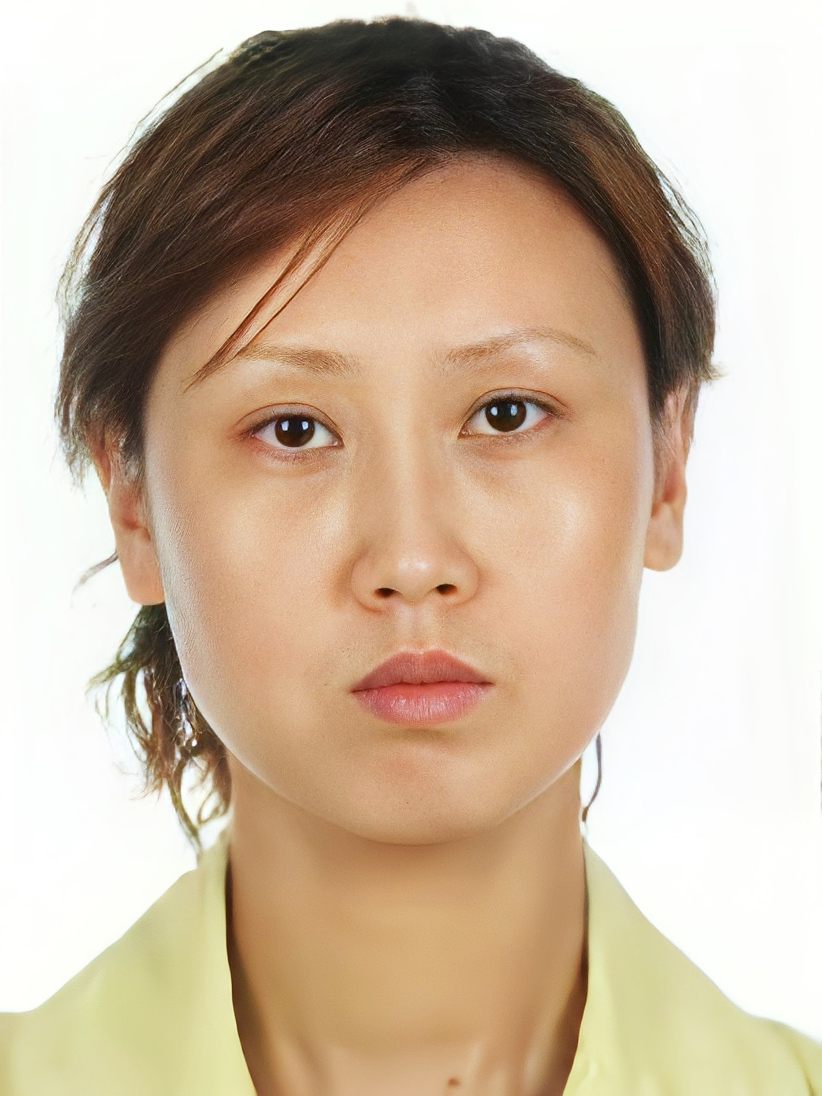 张清瞾,女,中国辽宁本溪人,1972年6月21日