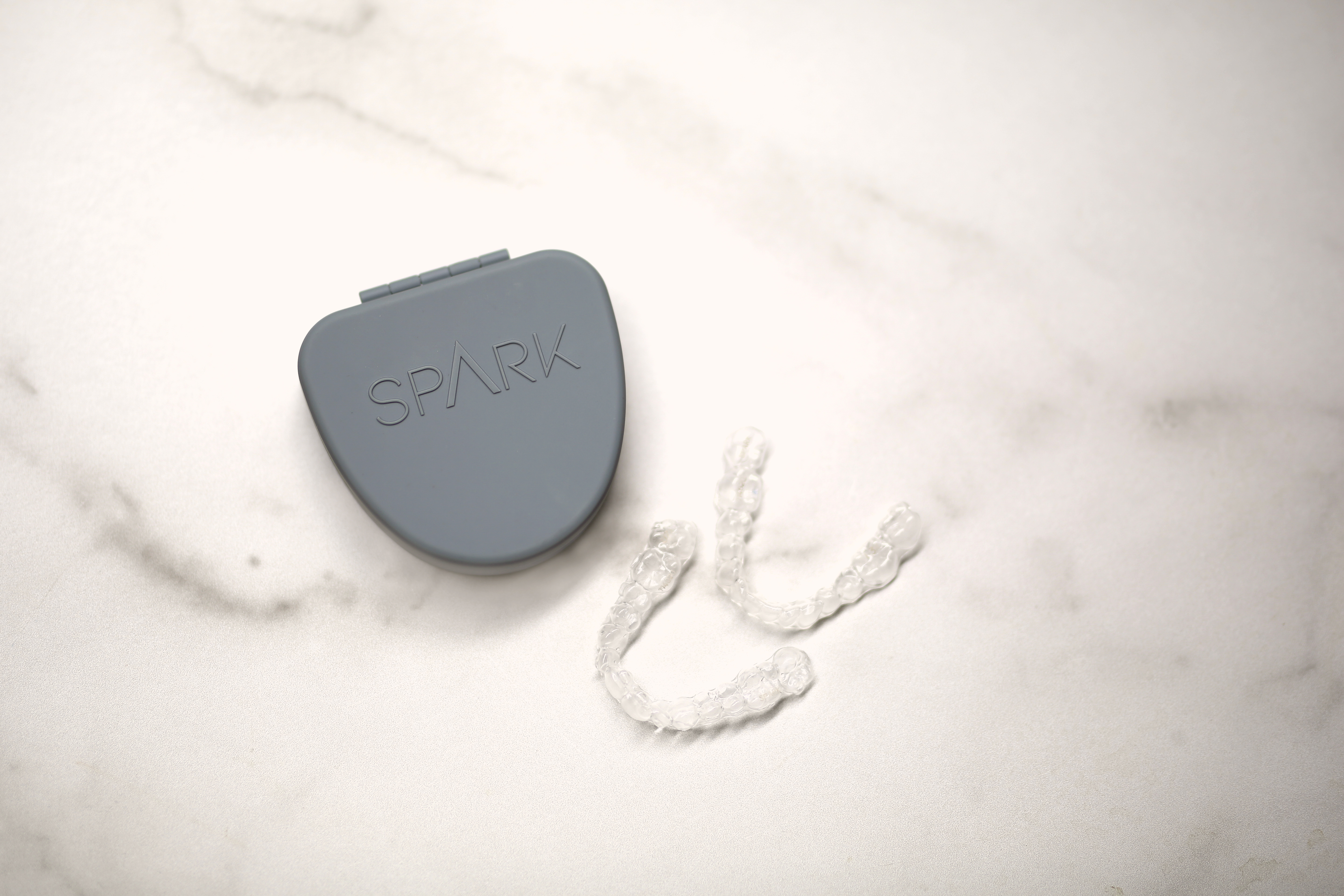 spark精靓定制式正畸矫治器是ormco奥美科公司推出的隐形矫治产品 