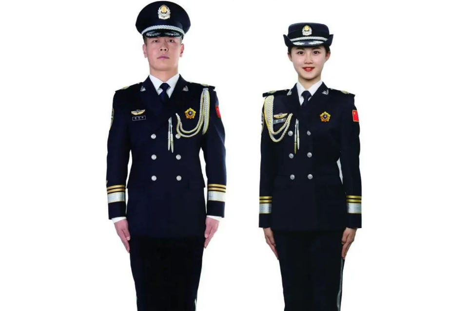  p>中国人民警察警礼服是2021年3月4日 a target="_blank" href="