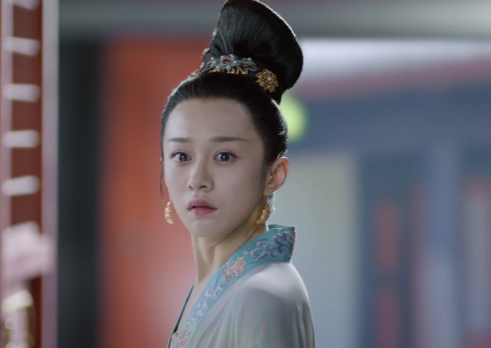 《 a target="_blank" href="/item/鹤唳华亭/19490860" data-lemm