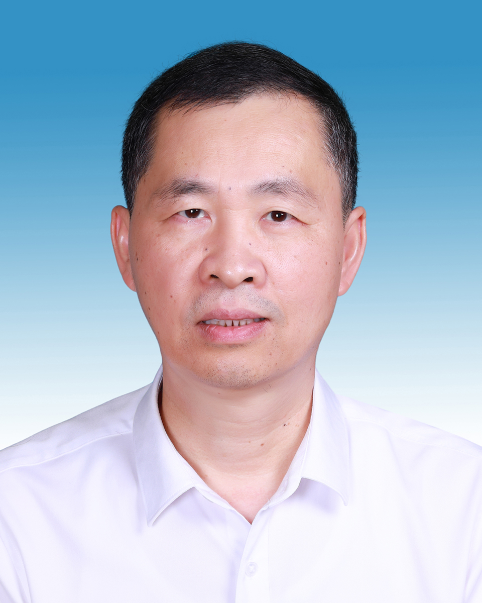 " data-lemmaid="3566510">永定 /a>人,中共党员,省委党校研究生学历