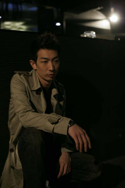 李灿森 /a>的表演不着痕迹,浑然天成,能适应各种角色,是香港年轻一代