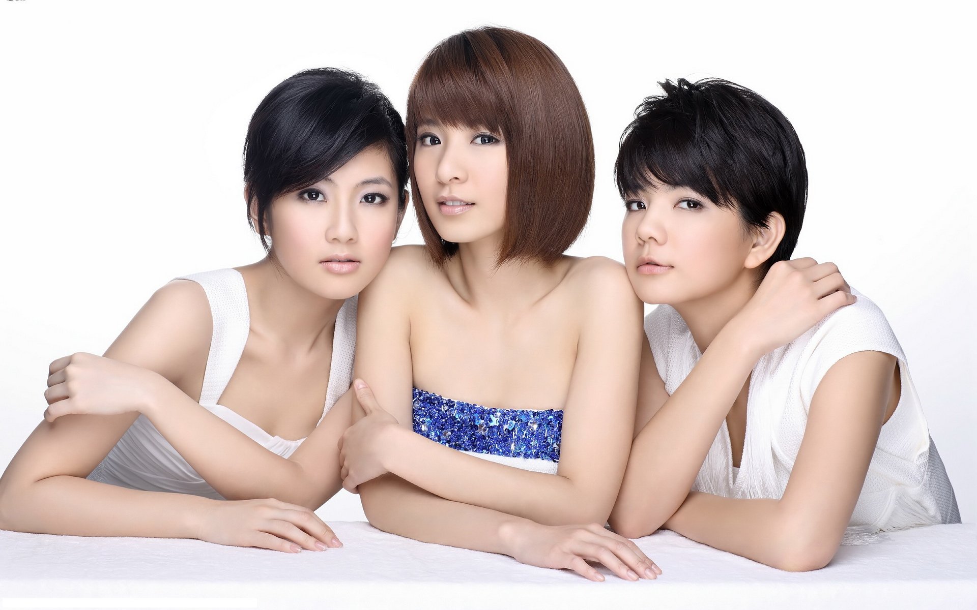  p>任家萱(selina),1981年10月31日出生于台湾省台北市,中国台湾女