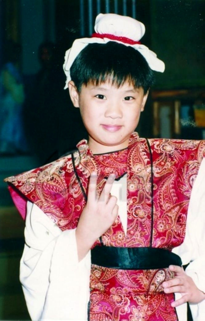  p>《新白娘子传奇》是由 a target="_blank" href="/item/夏祖辉