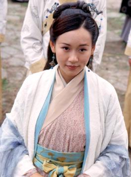  p>《血荐轩辕》是中国香港无线电视翡翠台出品的古装武侠剧集,由 a