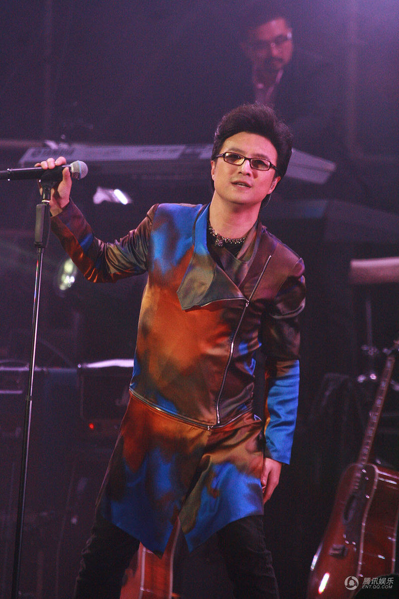 怎么样 /a>》收录在2013 a target="_blank" href="/item/汪峰/13081"