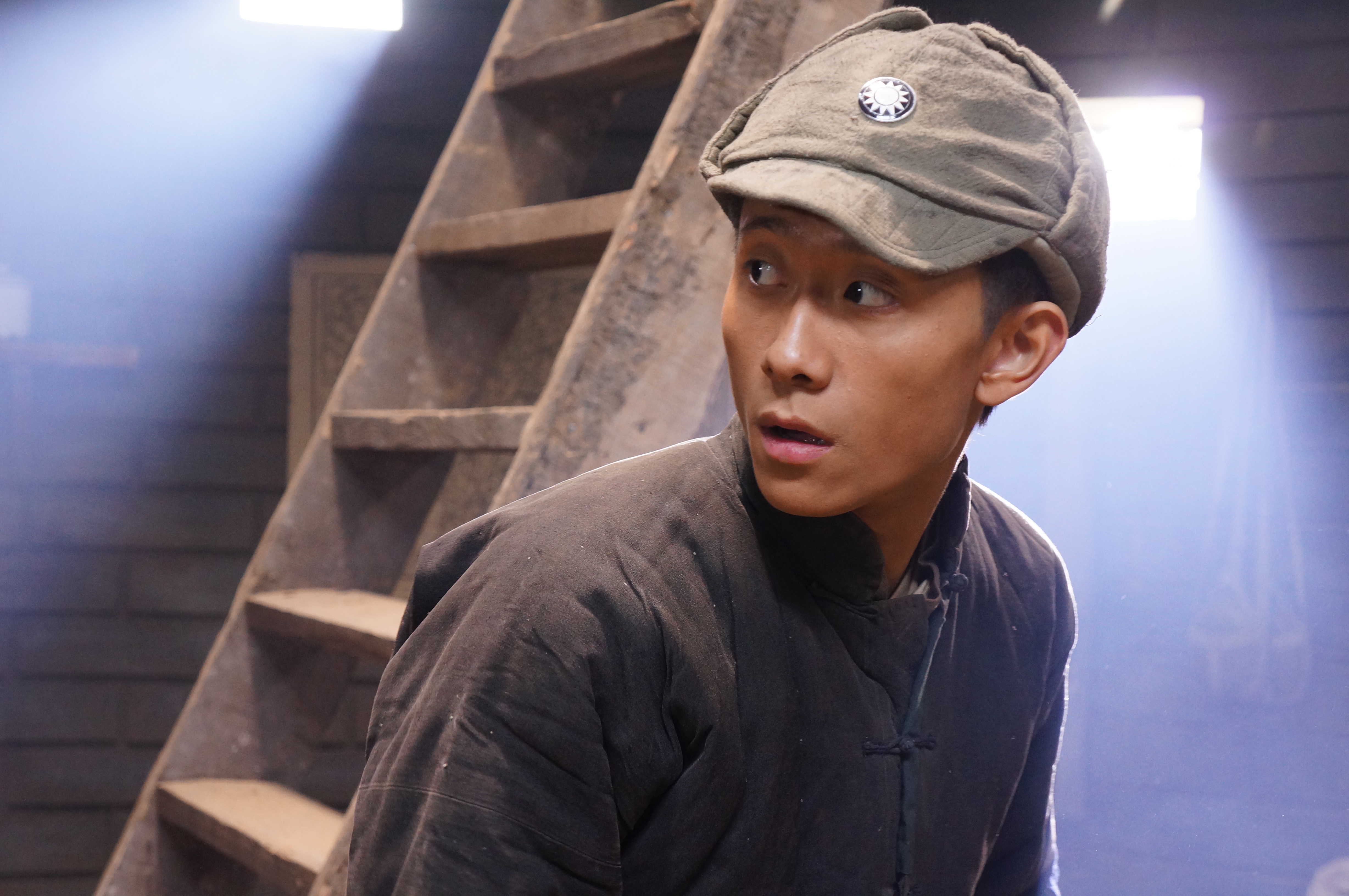《大号小兵》由魏大森执导,魏子涵,张一山,宋禹,许小行主演的战争剧
