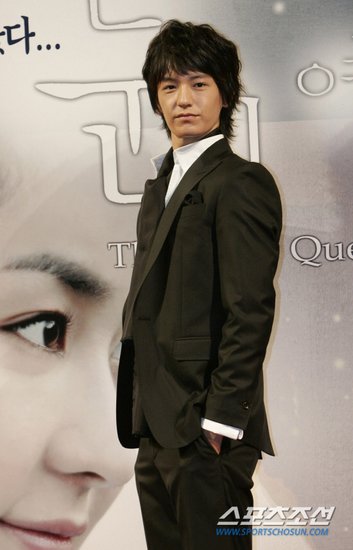  p>林周焕,1982年5月18日出生于 a target="_blank" href="/item/韩国