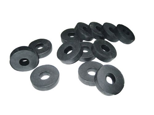  p>止水环与止水圈(片)一样是针对穿过结构物施工缝和裂缝的钢筋,管道