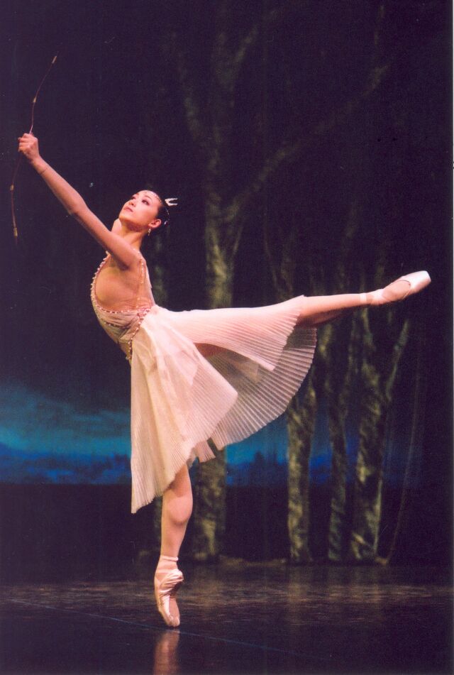 朱妍,国家一级演员, a target="_blank" href="/item/中央芭蕾舞团