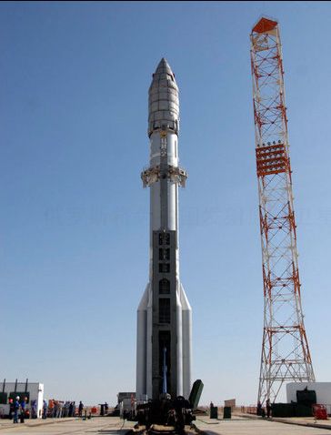 5度轨道上的"亚洲2号"通信卫星,为亚太地区的用户提供高