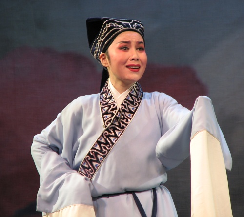  p data-id="gnwikppwq8">魏春芳,1991年从艺,师承越剧 a target="