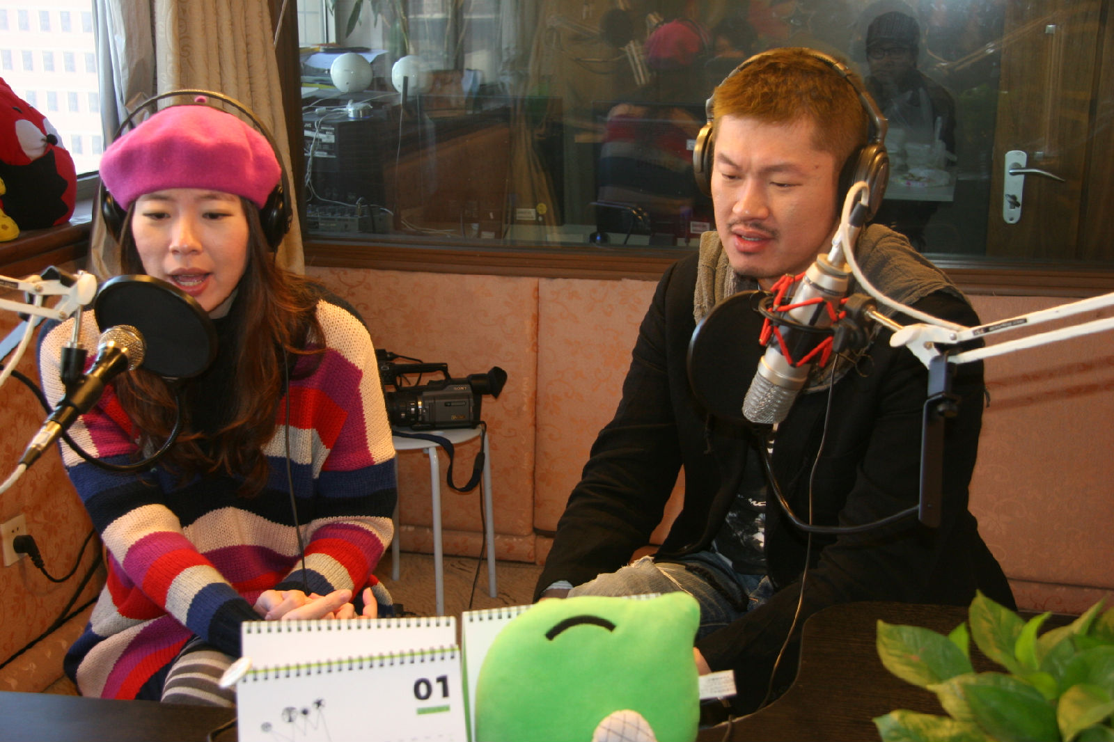 ">陈忠义 /a>, a target="_blank" href="/item/陈绮萱/1292563" data