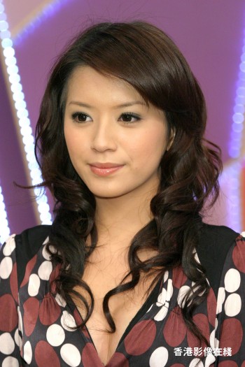  p>李妍瑾,1985年5月25日出生于 a target="_blank" href="/item/台湾