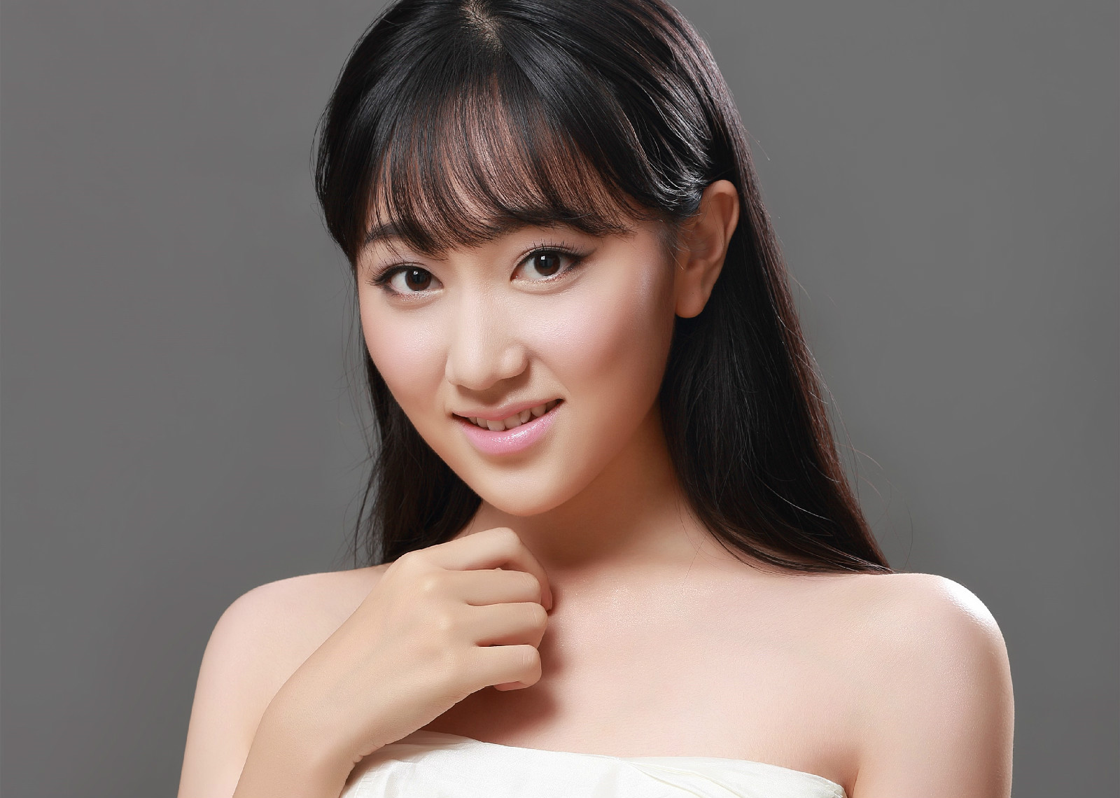  p data-id="gnytpp9rgm">王欢,7月25日出生于山西,中国内地女演员