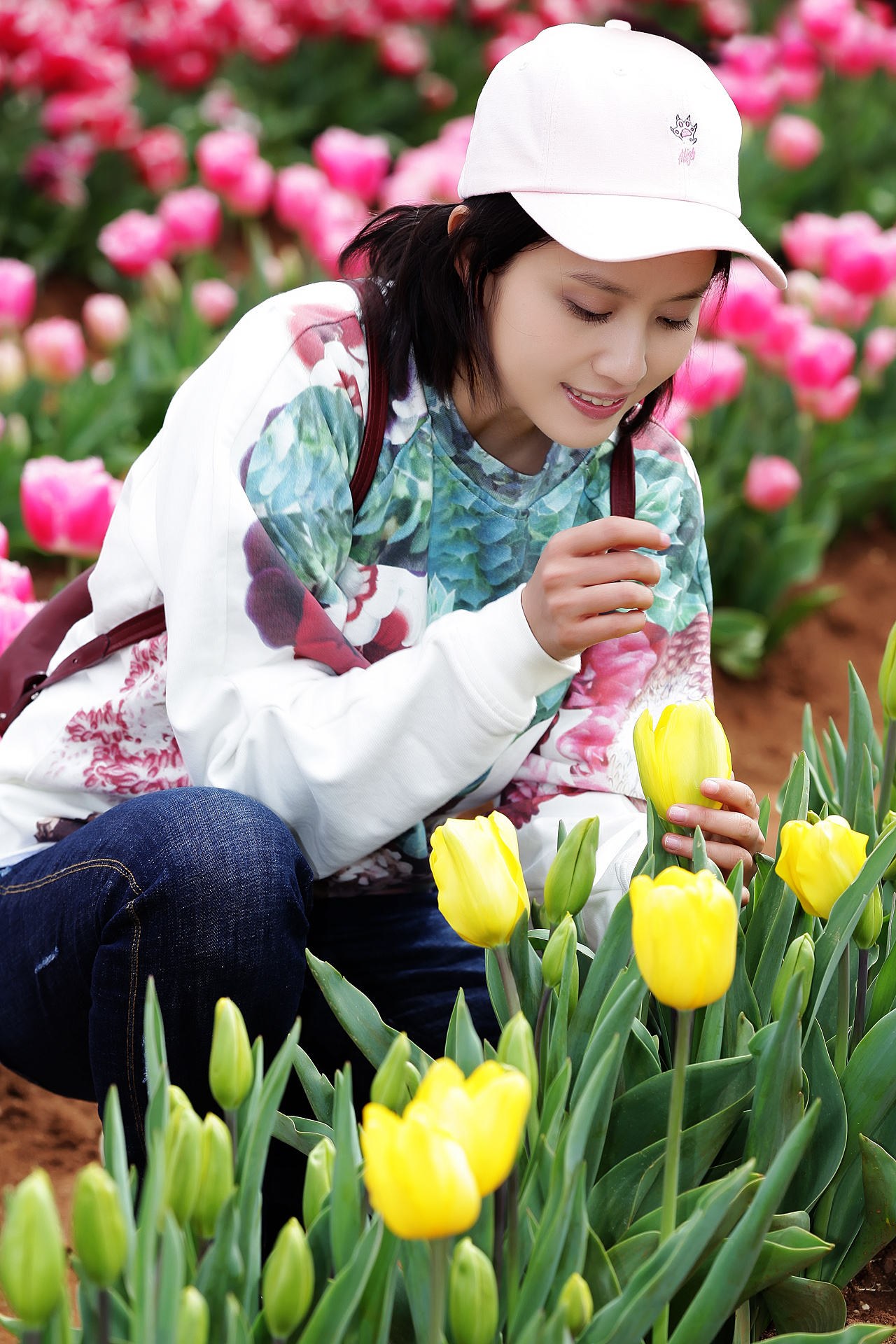  p>苏倩薇,原名苏茜薇,1987年6月7日出生于福建省莆田市仙游县,中国