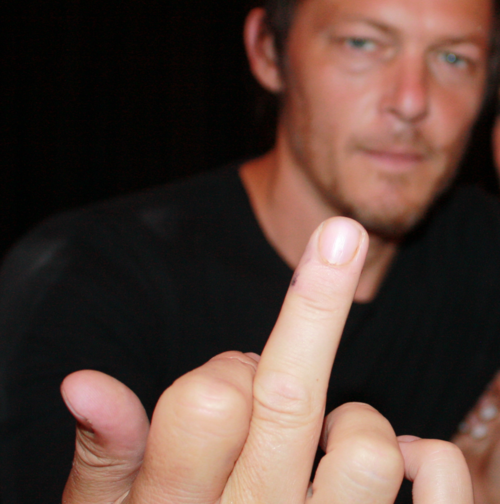  p>诺曼·瑞杜斯(norman reedus),1969年1月6日出生于美国佛罗里达州