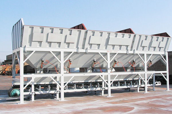  p>配料机,也被称为骨料配料机, a href="#" data-lemmaid="11019459"